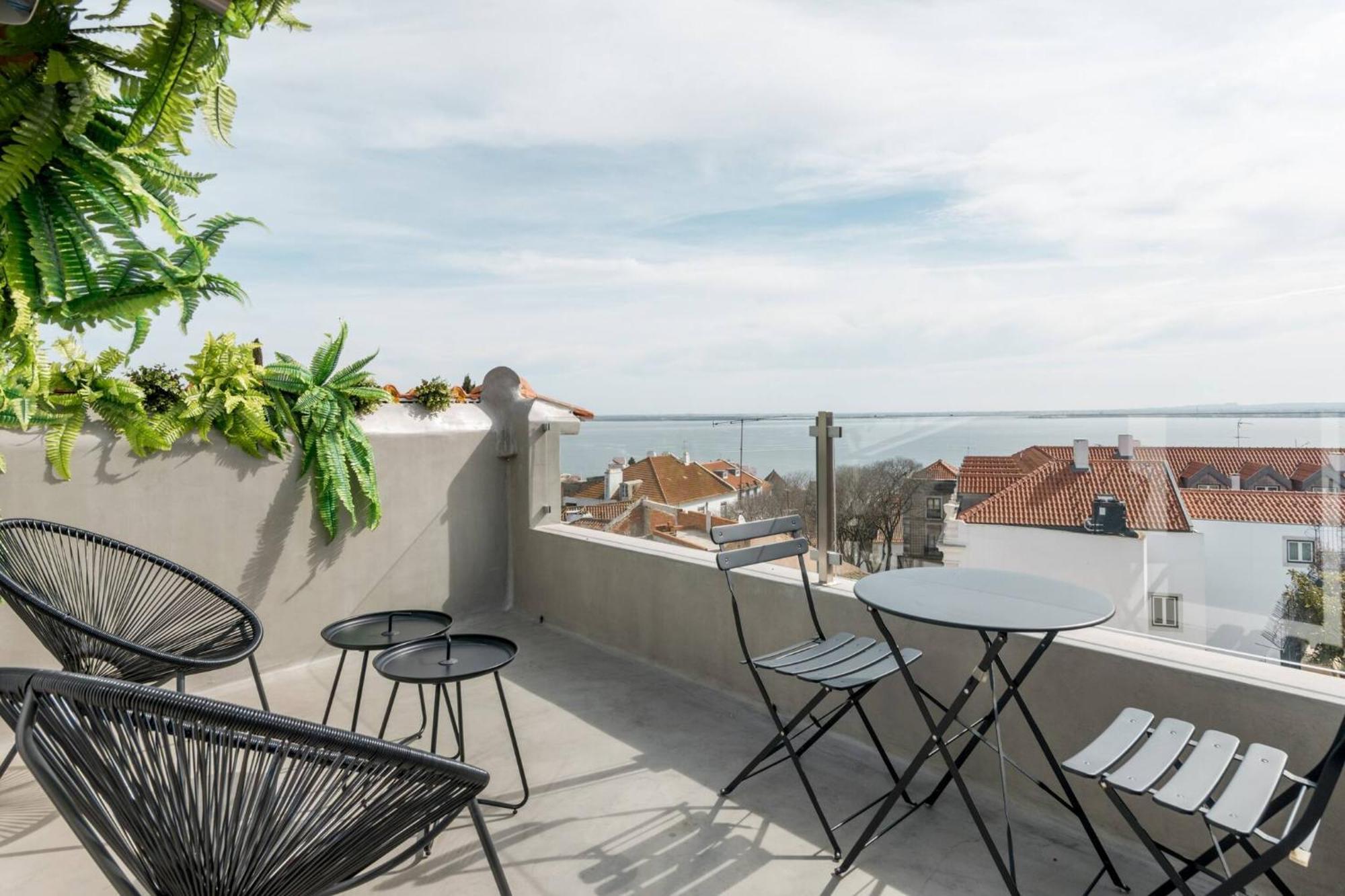My Lx Flat Castle Alfama Apartment Lissabon